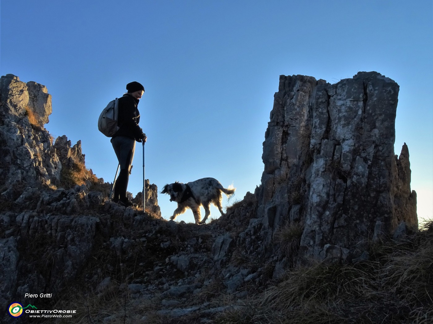 42 Tra i roccioni di cresta dello Zuc di Pralongone (1503 m ).JPG